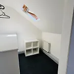 Twenty 7 - Modern & Spacious Townhouse Vakantiehuis Killaloe