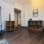 Vakantiehuis Twenty 7 - Modern & Spacious Townhouse