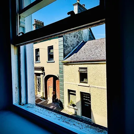 Дом отдыха Twenty 7 - Modern & Spacious Townhouse