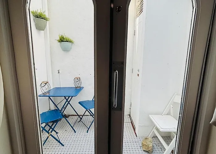 Twenty 7 - Modern & Spacious Townhouse * Killaloe