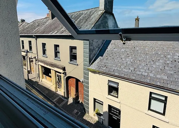 Twenty 7 - Modern & Spacious Townhouse Prázdninový dům