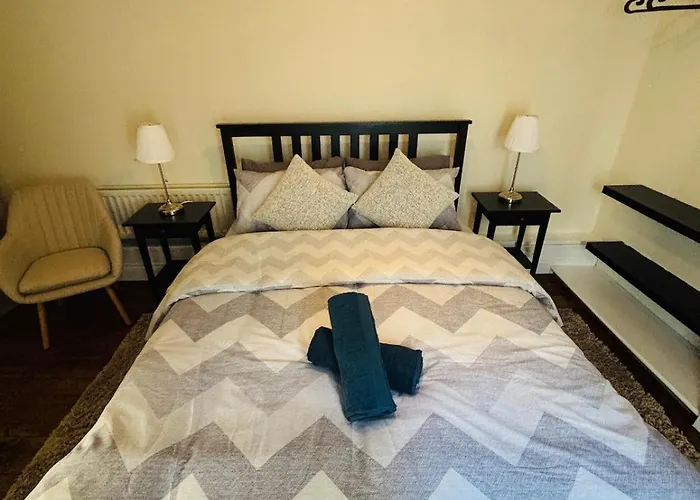 Twenty 7 - Modern & Spacious Townhouse * קילאלו