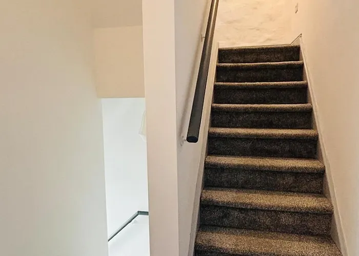 Twenty 7 - Modern & Spacious Townhouse Сasa de vacaciones Killaloe