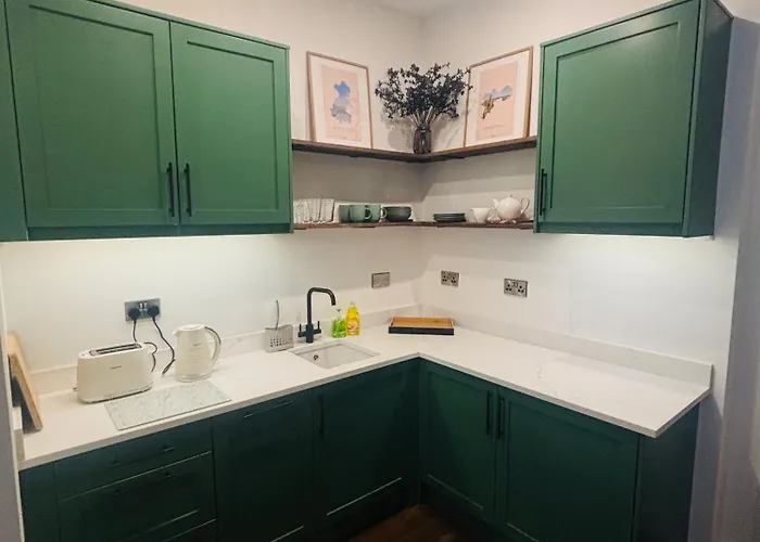 Twenty 7 - Modern & Spacious Townhouse בית נופש קילאלו