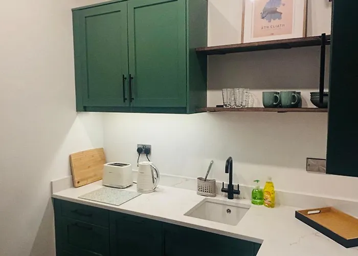 Сasa de vacaciones Twenty 7 - Modern & Spacious Townhouse Killaloe