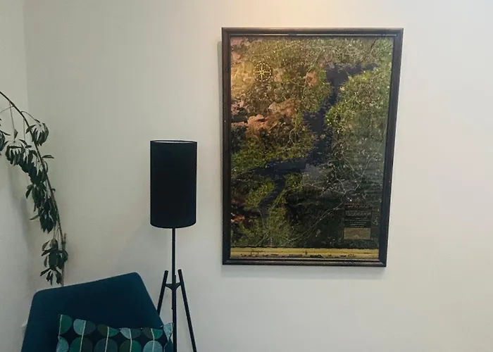 Twenty 7 - Modern & Spacious Townhouse Сasa de vacaciones Killaloe