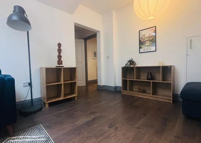 בית נופש Twenty 7 - Modern & Spacious Townhouse